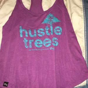 Hustle trees LRG women’s skate tank
